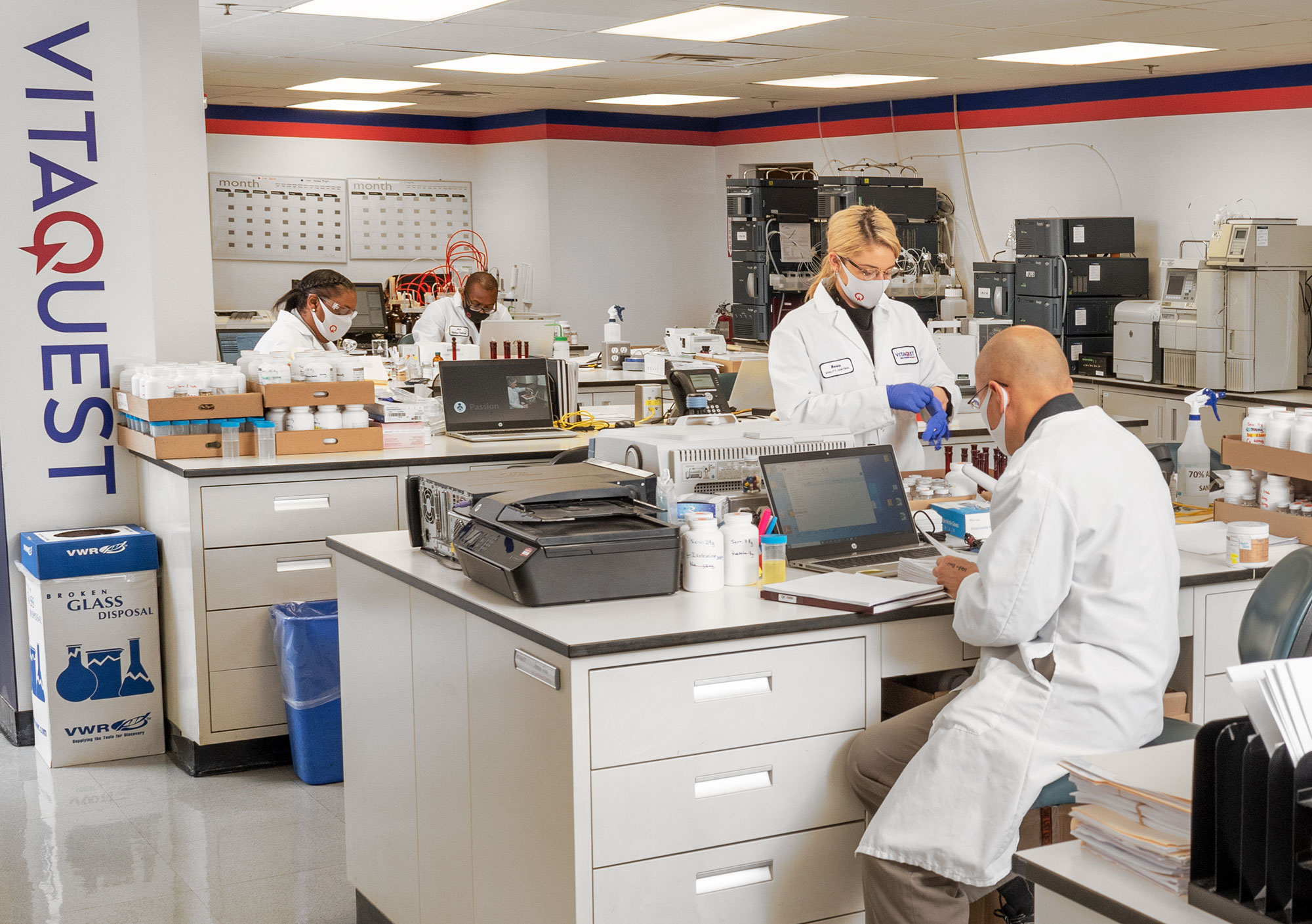 Custom Supplement Manufacturing with Vitaquest The Benefits