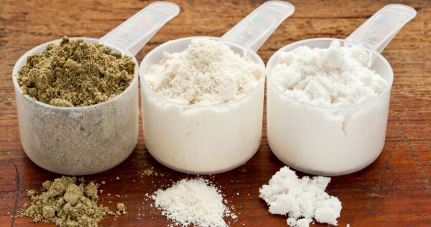 Common powder supplement complaints illustrated by different powder textures, highlighting clumping, poor flowability, and formulation quality differences.